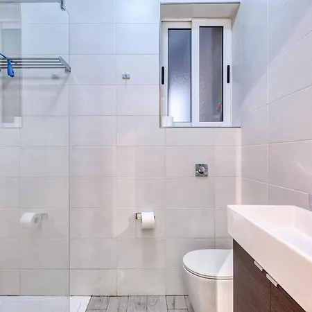 The Appartement *